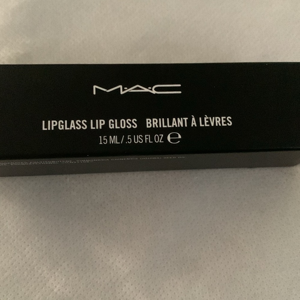 MAC 👄 GLOSS - Picture 3 of 3